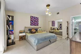 153 Meadows Dr, Boynton Beach, FL 33436 - Photo 19