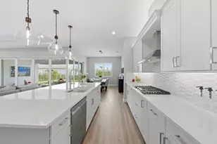 10639 Vineyard Dr, Port Saint Lucie, FL 34987 - Photo 21