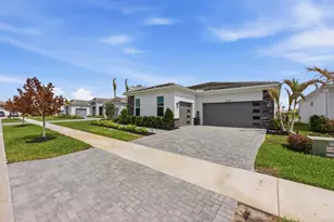 10639 Vineyard Dr, Port Saint Lucie, FL 34987 - Photo 47