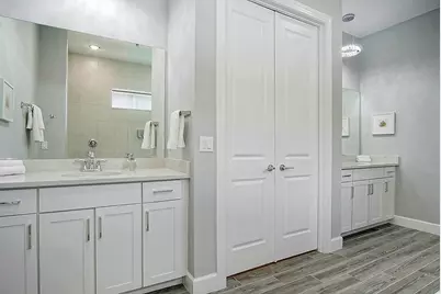 10639 Vineyard Drive, Port Saint Lucie, FL 34987 - Photo 11