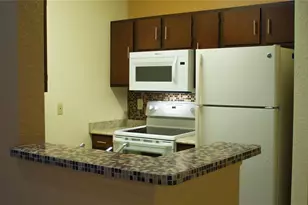 2861 N Oakland Forest Dr, Oakland Park, FL 33309 - Photo 9