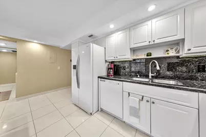 804 Cypress Grove Lane #302, Pompano Beach, FL 33069 - Photo 5