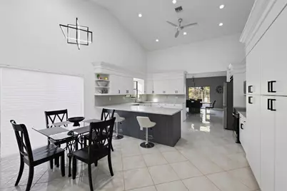 8505 NW 77th Street, Tamarac, FL 33321 - Photo 11