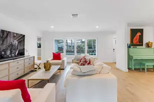 2720 Cardinal Cir, Gulf Stream, FL 33483 - Photo 7