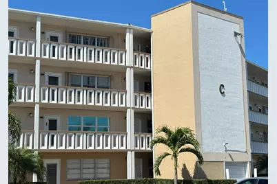 352 Southampton C, West Palm Beach, FL 33417 - Photo 1
