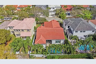 1294 Camellia Circle, Weston, FL 33326 - Photo 3