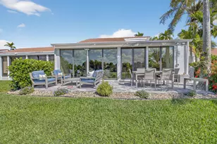 19530 Sawgrass Dr, Boca Raton, FL 33434 - Photo 5