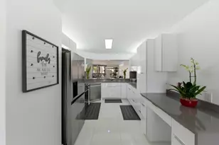 7524 Granville Dr, Tamarac, FL 33321 - Photo 5