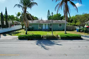 1056 NE 34th Ct, Oakland Park, FL 33334 - Photo 3