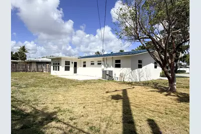 442 SW 14th Court, Pompano Beach, FL 33060 - Photo 19