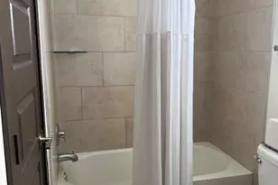 8810 NW 155th Ter, Miami Lakes, FL 33018 - Photo 11