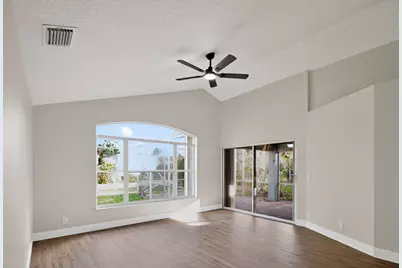 3037 Casa Rio Court, Riviera Beach, FL 33418 - Photo 11