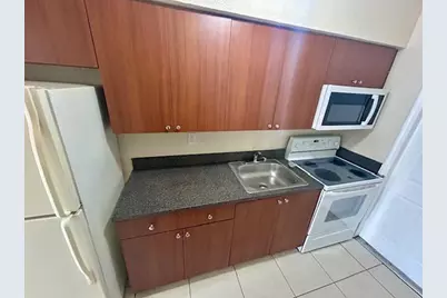 7421 Venetian #8, Miramar, FL 33023 - Photo 15