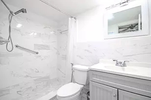 660 Glouchester St, Boca Raton, FL 33487 - Photo 5