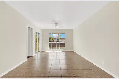 10249 N Military Trail #Apt 201, Palm Beach Gardens, FL 33410 - Photo 7