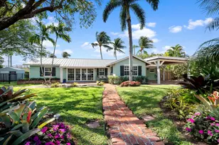 402 Lake Dr, Delray Beach, FL 33444 - Photo 1