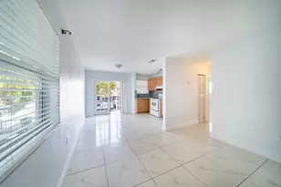 1028 SW 2nd St, Miami, FL 33130 - Photo 3