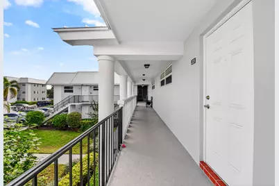 18 Colonial Club Drive #203, Boynton Beach, FL 33435 - Photo 5