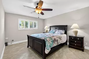 18 Colonial Club Dr, Boynton Beach, FL 33435 - Photo 19