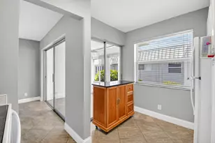 18 Colonial Club Dr, Boynton Beach, FL 33435 - Photo 15