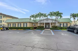 18 Colonial Club Dr, Boynton Beach, FL 33435 - Photo 21