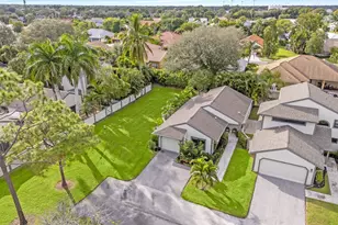 2474 Bedford Mews Dr, Wellington, FL 33414 - Photo 41