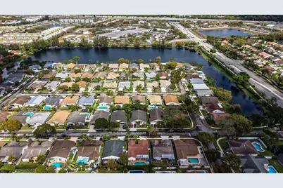 10090 SW 16th Place, Davie, FL 33324 - Photo 51