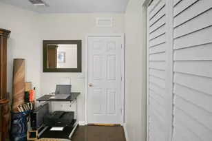 8291 SW 27th St, Miramar, FL 33025 - Photo 15