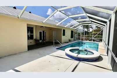 510 SW South Carolina Drive, Stuart, FL 34994 - Photo 3