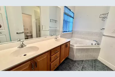 510 SW South Carolina Drive, Stuart, FL 34994 - Photo 25