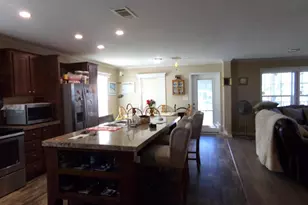 147 Plantation Blvd, Greenacres, FL 33467 - Photo 3