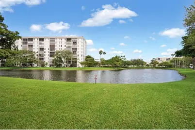 2334 S Cypress Bend #308, Pompano Beach, FL 33069 - Photo 41