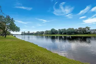 2334 S Cypress Bend Dr, Pompano Beach, FL 33069 - Photo 37