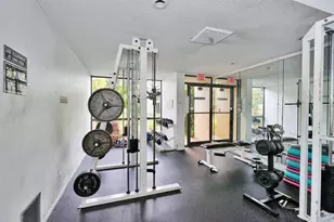 2334 S Cypress Bend Dr, Pompano Beach, FL 33069 - Photo 27