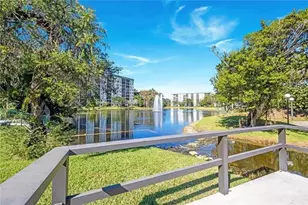 2334 S Cypress Bend Dr, Pompano Beach, FL 33069 - Photo 33