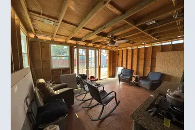 129 Cayman, Palm Springs, FL 33461 - Photo 21