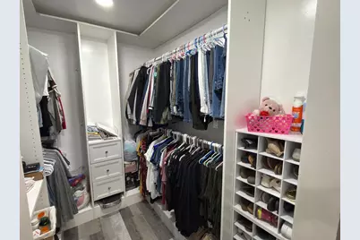 129 Cayman, Palm Springs, FL 33461 - Photo 9