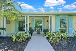 225 Orange Tree Dr, Atlantis, FL 33462 - Photo 3