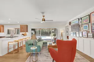 225 Orange Tree Dr, Atlantis, FL 33462 - Photo 7