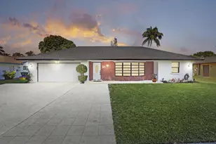 1667 39th St, West Palm Beach, FL 33407 - Photo 3