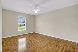 261 SW Parish Terrace, Port Saint Lucie, FL 34984 - Photo 9