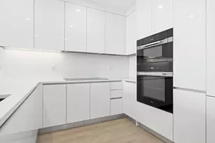 220 Lake Shore Dr, Lake Park, FL 33403 - Photo 5