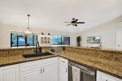 7826 NW 60th, Tamarac, FL 33321 - Photo 15