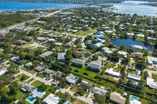 983 NW Spruce Ridge Dr, Stuart, FL 34994 - Photo 41