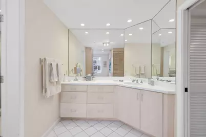 150 Bradley Place #415, Palm Beach, FL 33480 - Photo 13