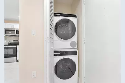 6855 W Broward #112, Plantation, FL 33317 - Photo 7