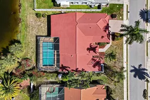 10233 Allamanda Cir, Palm Beach Gardens, FL 33410 - Photo 47