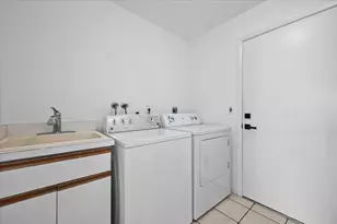 10233 Allamanda Cir, Palm Beach Gardens, FL 33410 - Photo 29
