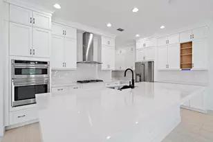 13577 Artisan Cir, Palm Beach Gardens, FL 33418 - Photo 9