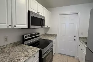 353 Silver Beach Rd, Riviera Beach, FL 33404 - Photo 7